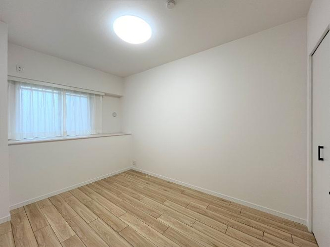 【洋室】 | アトムセレクト　コスモ船橋滝不動１階 | ①約5.1帖