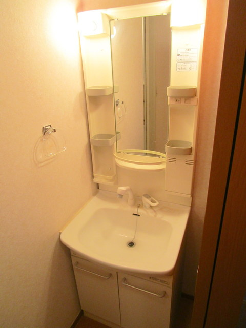 カーサ・クローカスの洗面所|★独立洗髪洗面化粧台★