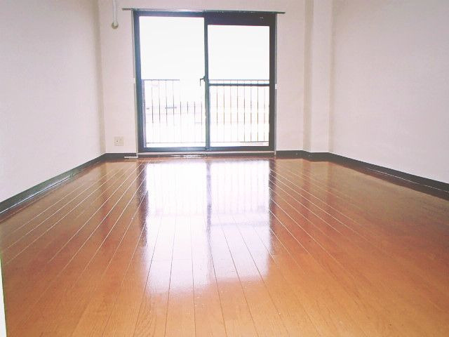 ロールベール別府の居間・リビング