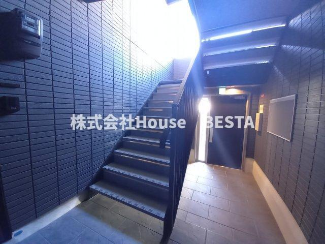 エムライズ兵庫駅前通のロビー