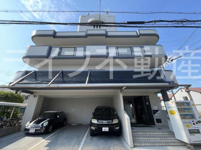 グランドファミリア高井田