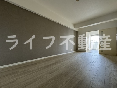グランドファミリア高井田の居間・リビング|こちらの居間で趣味の時間をお楽しみください