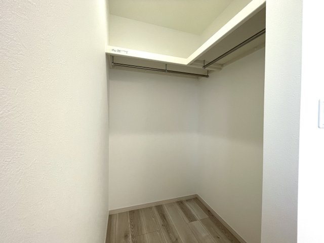 八戸市長苗代内舟渡　A棟の収納