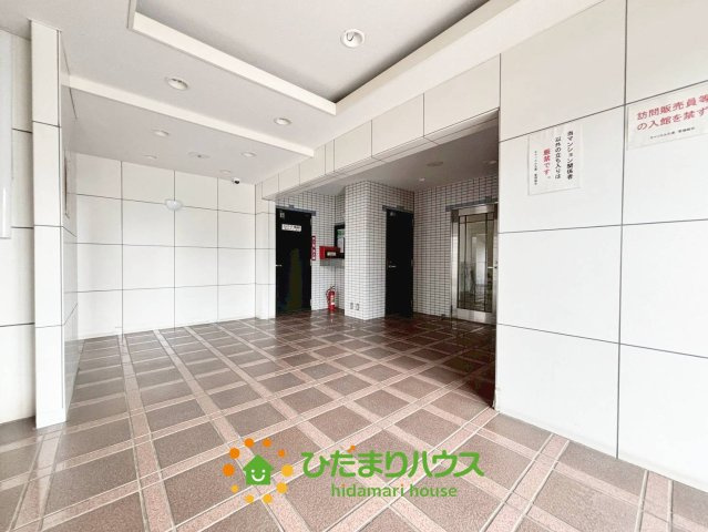 キャッスル久喜のエントランス