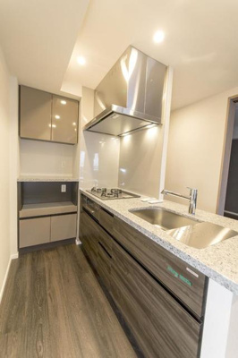 【キッチン】 | パークアクシスプレミア表参道 | ※写真は同タイプ住戸です。