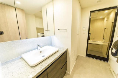 【洗面所】 | パークアクシスプレミア表参道 | ※写真は同タイプ住戸です。