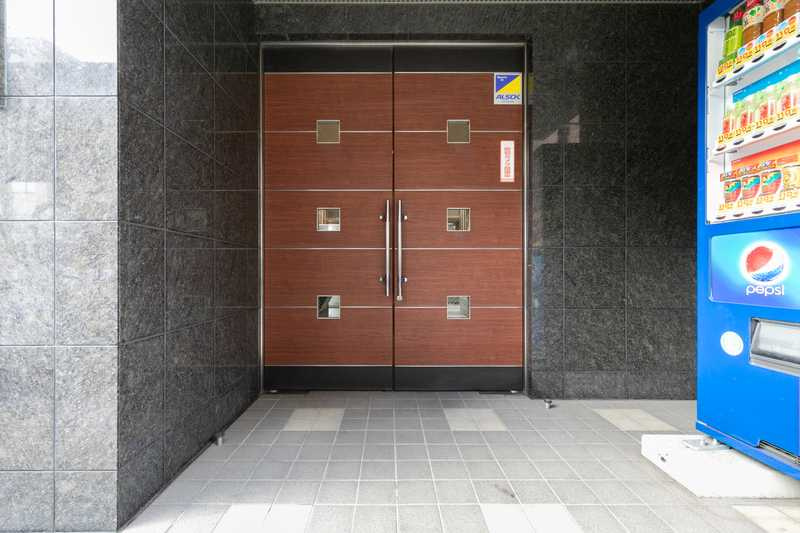 グラントゥルース東向島のエントランス