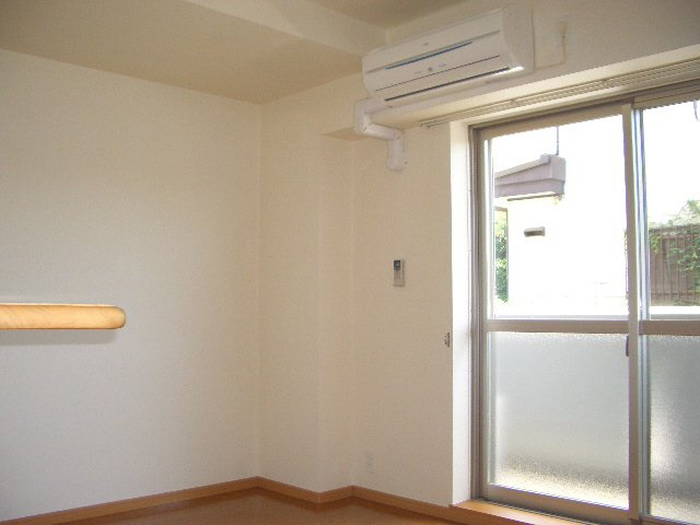 イルテジェンテの居間・リビング|リビングにエアコン1基