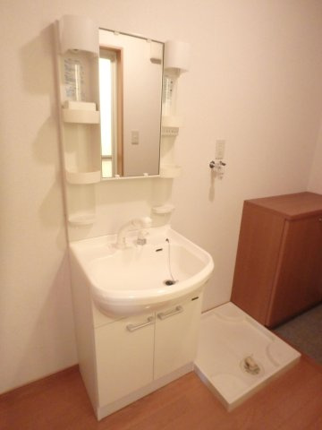 メゾンドアヴリルの洗面所