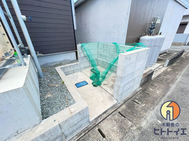 アリビオ52のその他共用部分|敷地内ゴミ置場です