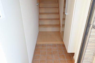 【玄関】 | ハイブリッヂＣ