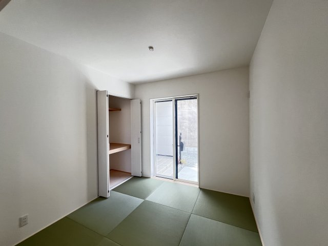 橿原市石原田町　の和室|洋風和室4.5帖　押入収納付き