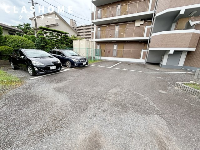 アップルヒルズ　　刈谷市近郊の賃貸ならクラスホーム刈谷の駐車場