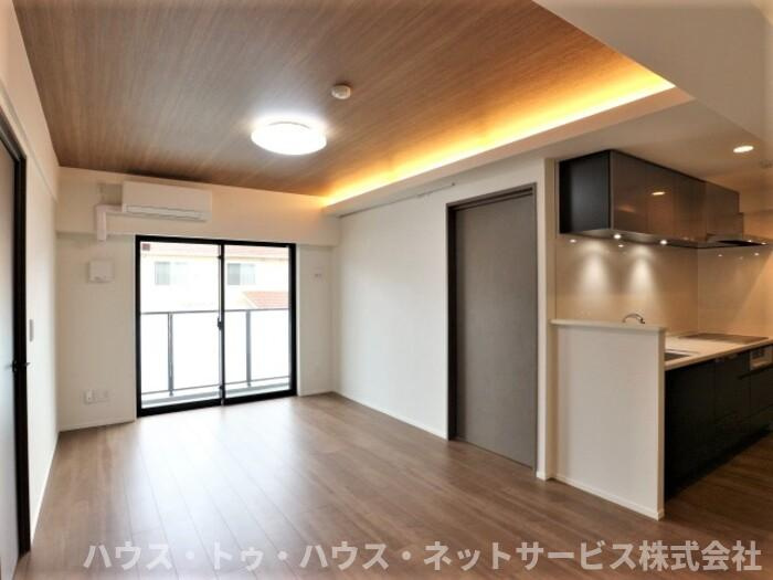 リラッサーレの居間・リビング