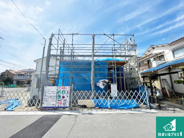 伊丹市堀池　第13期　新築一戸建ての外観|周辺は落ち着いた街並みの住宅地！子育てがしやすい住環境です！まだ未完成ですが、現地でしかわからない事もございます。是非一度ご覧ください。