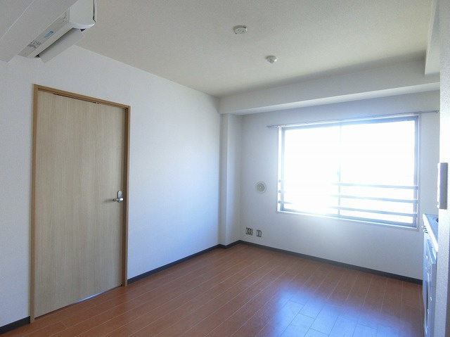 メゾン・ド・ヴィレ日本橋茅場町の居間・リビング