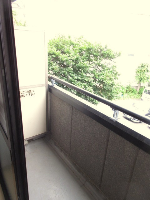 ハイツイラゴのバルコニー|南西向きのバルコニー