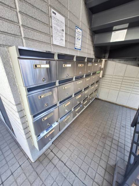 ハイツイラゴのロビー