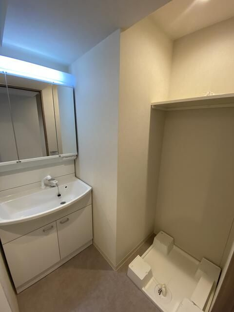 トモヤレジデンス蔵前の洗面所