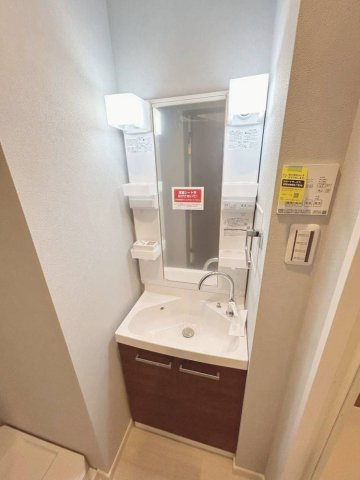 FOREST RESIDENCE TOKIWADAIの洗面所