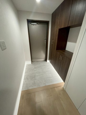 【玄関】 | ロイヤルメドゥ東心斎橋