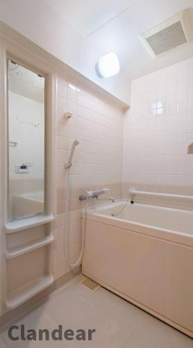 ダイアパレス亀戸・立花の浴室|ドキドキの新生活も、安心してスタート。ぴったりの住まいを見つけませんか？クランディアが一緒に住まい選びをサポートします‼　まずは、お気軽にお問合せください　＃クランディア