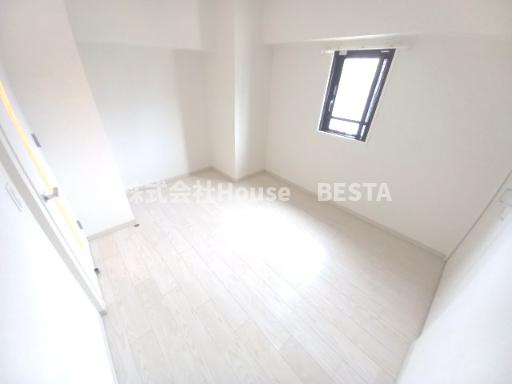 レジディア神戸三宮プレイスの寝室