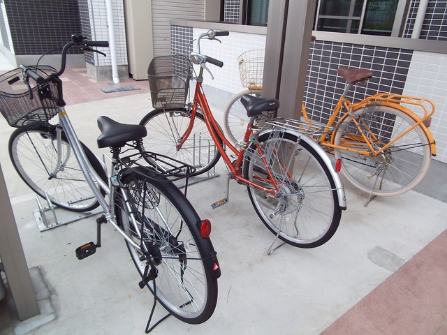 ソフィアヒルズのその他共用部分|自転車置き場もございます☆