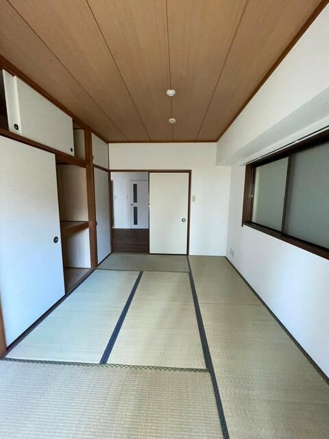 プラーズ元浅草の寝室