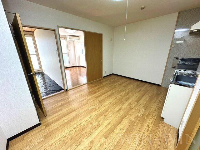 Surplus華 Bの居間・リビング