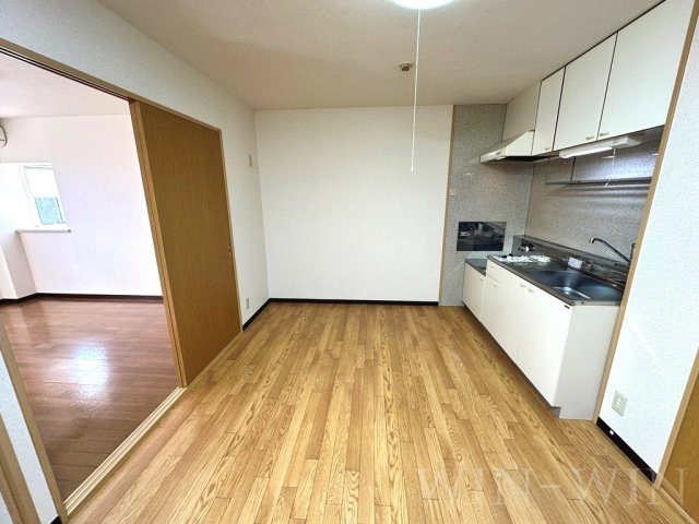 Surplus華 Bの居間・リビング