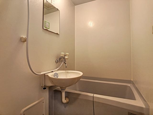 プレジール西南杜の浴室