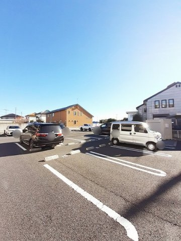 アロッジオ　ＥＸの駐車場|高崎、前橋のお部屋探しはエンドスケープまで！お客様の理想お聞かせ下さい♪