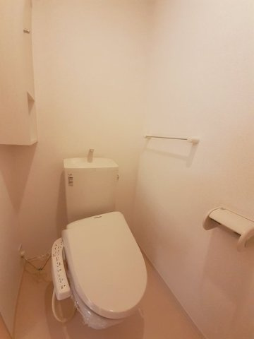 アロッジオ　ＥＸのトイレ|高崎、前橋のお部屋探しはエンドスケープまで！お客様の理想お聞かせ下さい♪