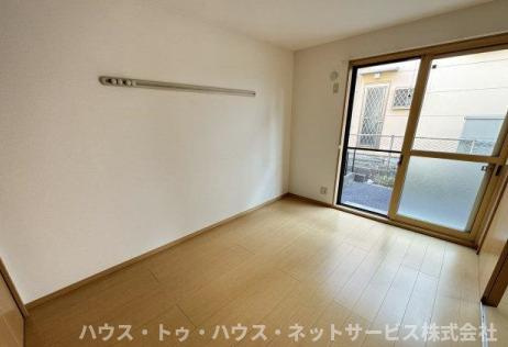 ヴィルヌープ　Ⅱの洋室