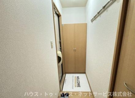 ヴィルヌープ　Ⅱの玄関