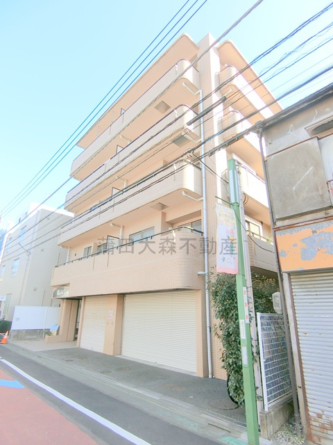 エクラン西蒲田の外観