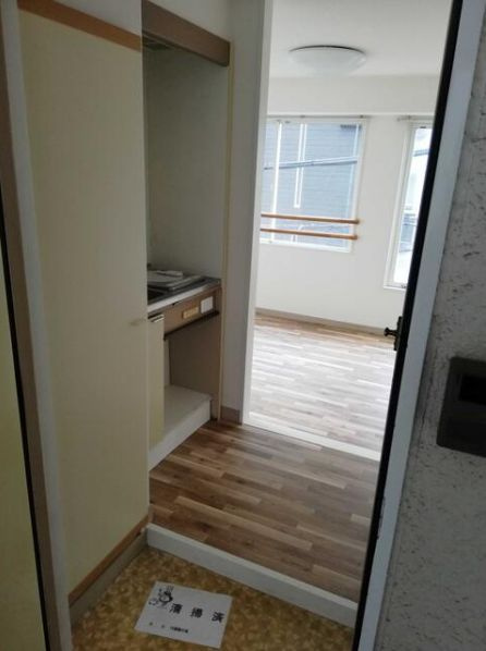 ヴィラクレイドルの玄関|※イメージ別号室写真