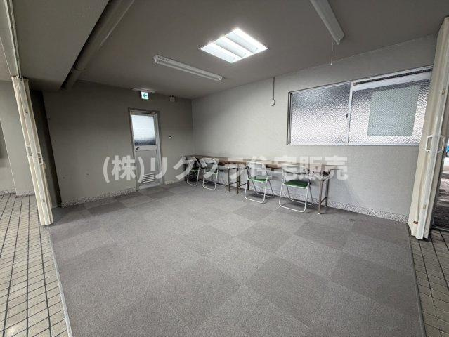 レオ高槻のロビー|■物件内覧・資金計画相談・住宅ローン相談、リフォーム相談、お問合せ受付中■
※当日・翌日のご内覧、ご相談はお電話でのお問合せがスムーズです！