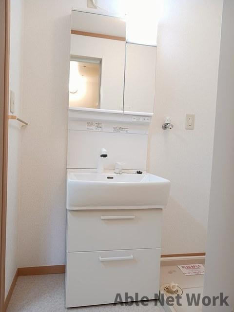グレーデレ　ドーノ　ヨッシーⅡの洗面所|洗面化粧台
