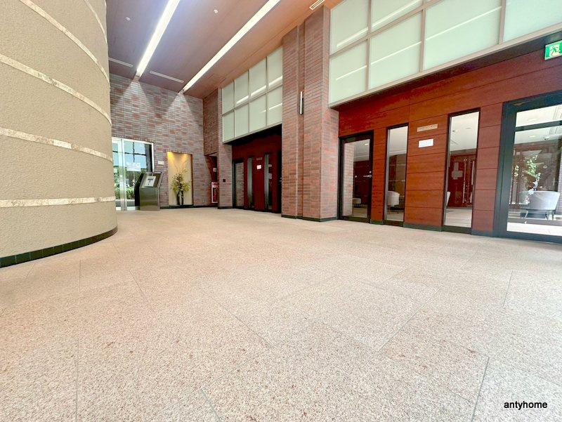 カスタリアタワー長堀橋　仲介手数料無料のロビー