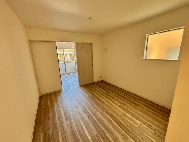 ジーメゾン飾磨恵美酒の居間・リビング