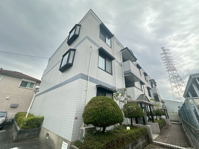 髙井マンションの外観
