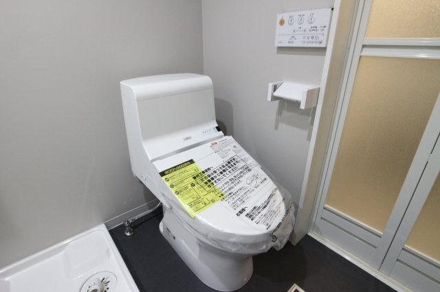 ヘリオス西舞子のトイレ