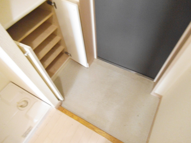 ファーストコート赤羽の玄関|大きな下駄箱のある玄関☆