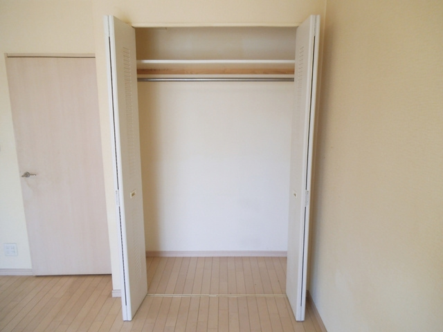 ファーストコート赤羽の収納|クローゼットも充分な大きさ！