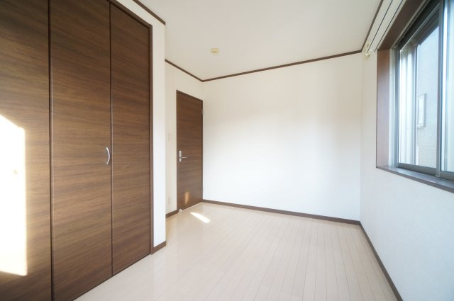 中古　千葉市若葉区西都賀の洋室