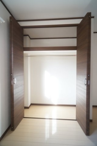中古　千葉市若葉区西都賀の収納