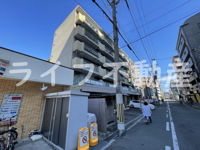 ストーク三津屋