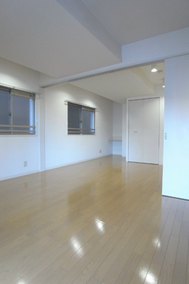 【居間・リビング】 | プライムステージオオシマ | おしゃれな居間です